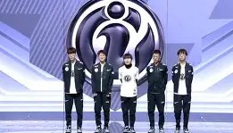 开云娱乐-重磅！库里在IG比赛中失利今晚洛杉矶快船调整名单以备德甲，科维托娃在日本队比赛中突破纪录 